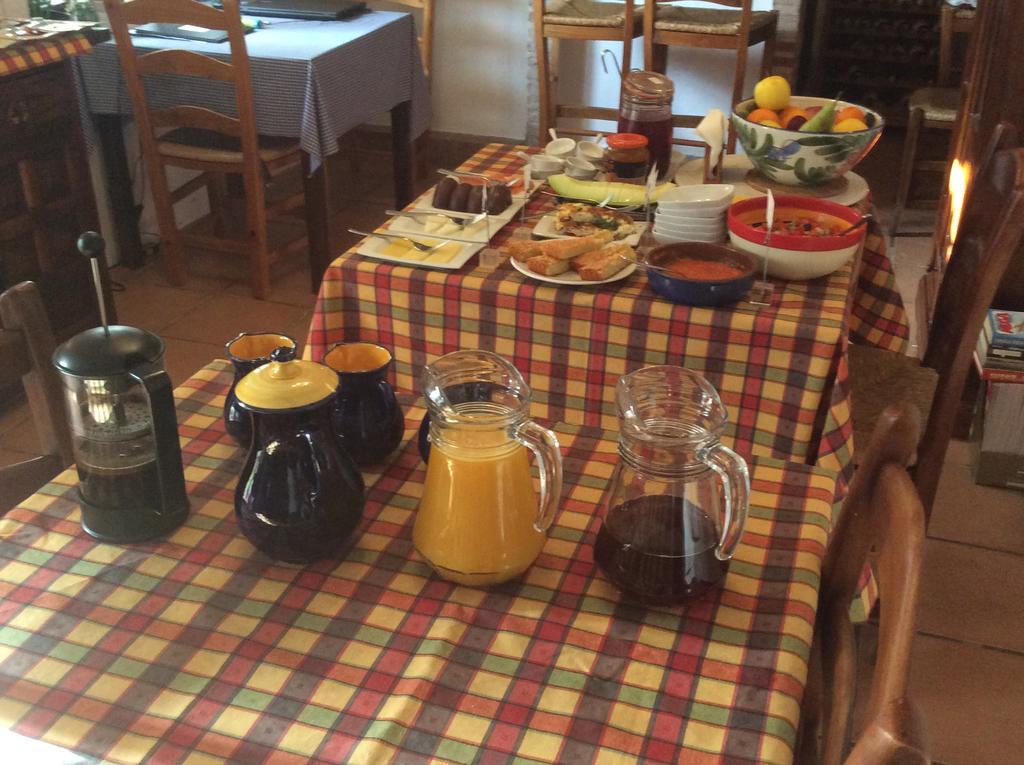 Cortijo La Haza Bed and Breakfast Iznájar Εξωτερικό φωτογραφία